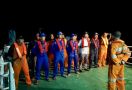 Basarnas Selamatkan 9 ABK Korban Kecelakaan Kapal Laut di Kalsel - JPNN.com