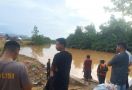 Balita yang Terseret Banjir di Kendari Ditemukan Meninggal Dunia - JPNN.com