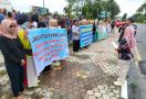Ratusan Penyelenggara Pemilu Gelar Aksi Damai di Kota Pekanbaru - JPNN.com