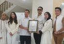 1000 Pesanan Perawatan dalam Sehari, Klinik Glafidsya Sabet Rekor MURI - JPNN.com