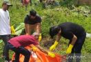Sesosok Mayat Perempuan Ditemukan di Semak-Semak Kampung Cijambe Sukabumi - JPNN.com
