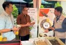 Karyawan Garudafood Diajak Mengelola Sampah Menggunakan Maggot  - JPNN.com