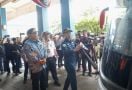 Tinjau Terminal Tirtonadi dan Stasiun Balapan, Pj Gubernur Jateng: Petugas Sudah Siap Melayani Pemudik - JPNN.com