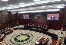 MK Tolak Permohonan Ganjar-Mahfud soal Gugatan Sengketa Hasil Pilpres 2024 - JPNN.com