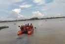 Remaja Palembang Tenggelam Saat Berenang di Sungai Musi - JPNN.com