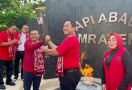 PDIP Lepas Obor Api Mrapen untuk Dibawa ke Arena Rakernas di Jakarta - JPNN.com