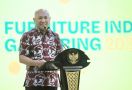 Dukung IFFINA 2024, Menteri Teten Tekankan Pentingnya Peningkatan Kualitas Industri Furnitur - JPNN.com