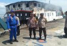 KMP Permata Lestari I Terbakar di Pelabuhan BUMD Bengkalis - JPNN.com