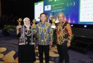 Kedepankan ESG & Ekonomi Sirkular, Pupuk Kaltim Sabet 3 Penghargaan TOP CSR Award 2024 - JPNN.com