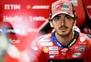 Mengganggu Marquez, Pecco Kena Penalti Turun 3 Posisi Start Race MotoGP Italia - JPNN.com