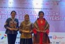 3 Srikandi IDSurvey Raih Apresiasi The Most Outstanding Women 2024 - JPNN.com