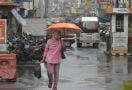 Prakiraan Cuaca Hari Ini, Hujan Diprediksi Mengguyur Sebagian Kota Besar di Indonesia - JPNN.com
