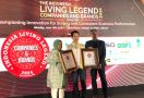 PT Industri Jamu Dan Farmasi Sido Muncul dan Tolak Angin Raih Penghargaan dalam Ajang Indonesia Living Legend - JPNN.com