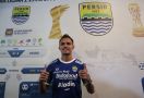 Turut Mengantar Persib Juara, Rezaldi Hehanussa Ucap Terima Kasih kepada Luis Milla - JPNN.com