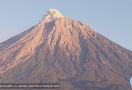 Tinggi Letusan dari Erupsi Gunung Semeru 600 Meter di Atas Puncak - JPNN.com