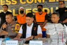 Korupsi Dana Bansos Rumah Ibadah, Eks Anggota DPRD & PNS di Dumai Ditangkap Polisi - JPNN.com