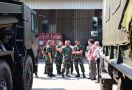 Wakil Komandan Kormar Tinjau Tank Transporter untuk Korps Marinir TNI AL - JPNN.com