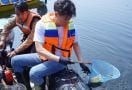 Peduli Lingkungan, Perusahaan Kosmetik Korea Bersihkan Sampah Sungai Citarum - JPNN.com