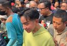 Ada yang Berbeda dengan Penampilan Gibran Saat Blusukan di Jakarta - JPNN.com