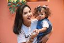 Baby Niken Mulai Sekolahkan Brisia Sejak Dini - JPNN.com