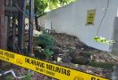 Kesaksian Warga Temukan Mayat di Selokan: Dikira Darah Hewan - JPNN.com