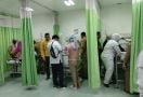 Diduga Keracunan Minuman, 5 Siswa SD di Palembang Dilarikan ke RS - JPNN.com