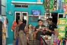 Bea Cukai Malili Gelar Operasi Gempur Rokok Ilegal, Menyasar Sejumlah Pasar dan Toko - JPNN.com