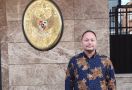 Direktur PUSAKA Tolak Wacana Kepolisian di Bawah Kemendagri, Begini Alasannya - JPNN.com