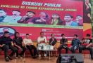 Diskusi 10 Tahun Kepemimpinan Jokowi, Demokrasi Sedang Tak Baik-baik Saja - JPNN.com