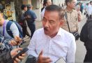 Anaknya jadi Cawagub Jabar, Haji Umuh Tak Melibatkan Persib - JPNN.com