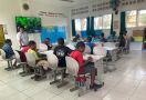 Sekolah Asrama Taruna Papua, Ikhtiar Mendidik Anak-anak dari Suku Terpencil Menembus Garis Batas - JPNN.com