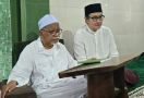 Jalin Silaturahmi, Cawabup Purworejo Dion Agasi Salat dan Doa Bersama Santri Ponpes Darrut Tauhid - JPNN.com