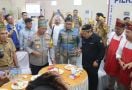 Ciptakan Pilkada Damai, Polisi Satukan Paslon Bupati Rohul Dalam Lomba Memasak - JPNN.com