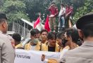 Aliansi Mahasiswa Jakarta Gelar Aksi, Reza: Kami Berharap MA Melakukan Pembenahan Internal - JPNN.com