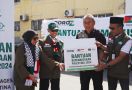 Tim LAZISNU dan Poroz Kirimkan 12 Kontainer Bantuan Kebutuhan Pokok dan Kesehatan untuk Warga Palestina - JPNN.com