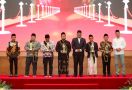 Berikut Santri dan Pesantren Inspiratif Peraih Penghargaan Santry Of The Year 2024 - JPNN.com