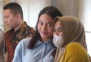 Ini Alasan Azizah Salsha Maafkan 2 Terlapor Kasus Pencemaran Nama Baik - JPNN.com