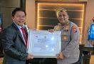 Lemkapi Anugerahi Biro SDM Polda Sumut Presisi Award - JPNN.com