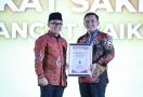 Pj Bupati Majalengka Sabet Penghargaan Akuntabilitas Kinerja 2024 - JPNN.com