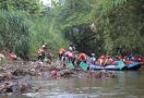 Pertamina International Shipping Turut Bersihkan 14 Ton Sampah di Sungai Ciliwung - JPNN.com