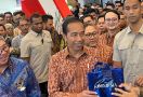 Jokowi Mampir ke Booth J99 Corp di TEI 2024, Heboh - JPNN.com