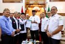 Temui Pj Gubernur, Aliansi Buruh Menyuarakan UMP Aceh 2025 Naik jadi Rp 4 juta Per Bulan - JPNN.com