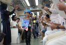 Hari Pahlawan Nasional: KAI Ajak Puluhan Anak Fashion Show di LRT Jabodebek - JPNN.com