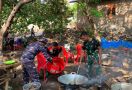 TNI AL Gelar Bakti Sosial untuk Korban Terdampak Erupsi Gunung Lebotobi Laki-laki di Flores Timur - JPNN.com