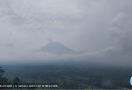 Gunung Semeru Erupsi Lagi, Tinggi Letusan 600 Meter - JPNN.com