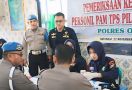 Patut Ditiru, Ratusan Polisi yang Awasi TPS Jalani Pemeriksaan Kesehatan - JPNN.com