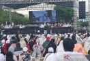 Berdiri di Depan Massa Reuni Akbar PA 212, Habib Rizieq Menyampaikan Pesan, Lantang - JPNN.com