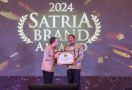 Satria Brand Award 2024: Pj Gubernur Jateng Raih Penghargaan Penjaga Stabilitas Wilayah di Tahun Politik - JPNN.com