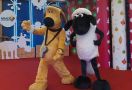 Shaun The Sheep 8 Meter Bakal Hadir di AEON Mall BSD City pada Perayaan Natal - JPNN.com