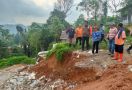 Puluhan Rumah Warga di Lebak Rusak Akibat Pergerakan Tanah - JPNN.com